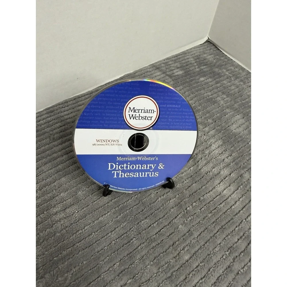 Merriam Webster Dictionary And Thesaurus PC CD Rom Software-RARE-